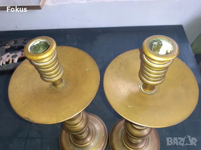Чифт невероятни стари бронзови свещници, снимка 3 - Антикварни и старинни предмети - 50852680