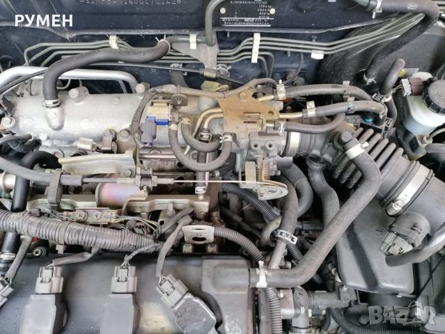 Nissan Almera 1.8i 16V, снимка 6 - Автомобили и джипове - 28984300