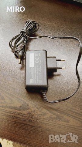 Адаптер 12 V 1,5A