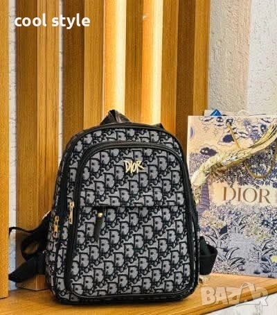 чанти и раници , снимка 2 - Раници - 52976677