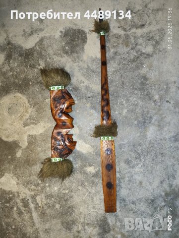 Две декоративни дървени четки