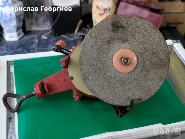 Стар ръчен шмиргел