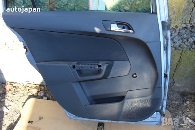 Задна лява врата Опел астра х комби 07г Opel astra h kombi 2007, снимка 3 - Части - 43634863