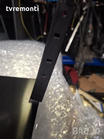 оригинална стойка телевизор Samsung модел QE65Q70DAT, снимка 3 - Стойки, 3D очила, аксесоари - 48438756