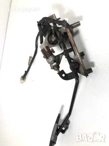 Педал газ потенциометър Mazda 323 2.0DITD 101кс 2002г 