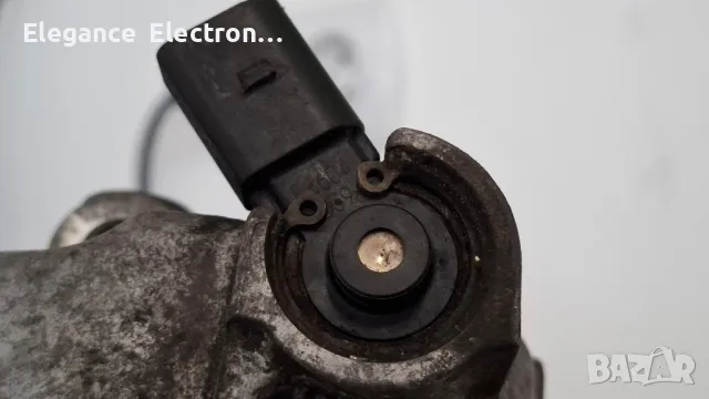 Компресор за климатик Vw  5N0 820 803. , снимка 6 - Части - 50013264