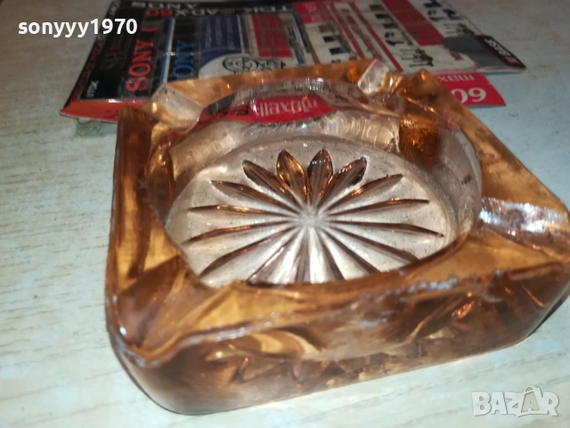 КРАСИВ СТЪКЛЕН ПЕПЕЛНИК 0709251645, снимка 5 - Антикварни и старинни предмети - 51633960