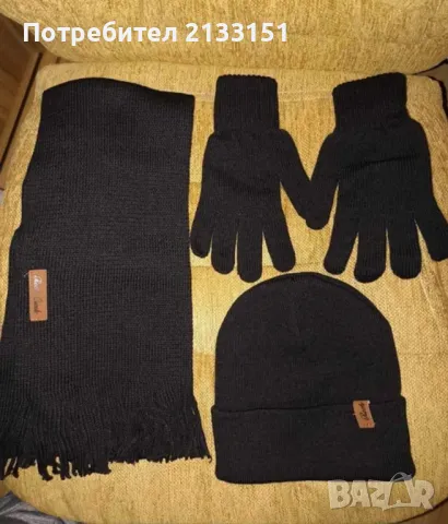 Продавам комплект шапка,шал,ръкавици, снимка 1
