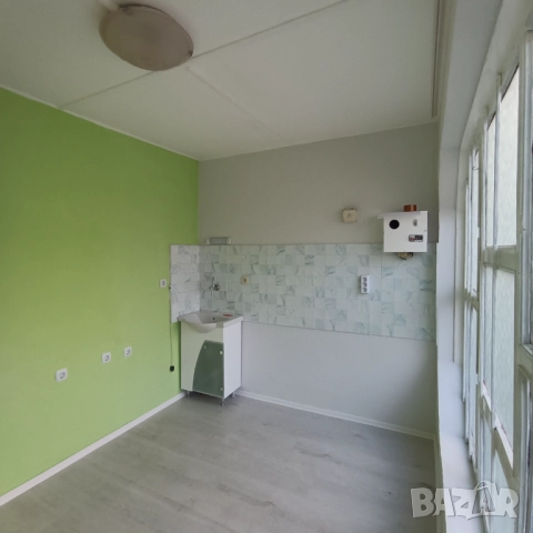 Помещение под наем 10 m2 .Младост, пазар "панелчето"., снимка 4 - Магазини - 52935288