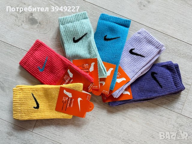 Унисекс чорапи Nike, снимка 1 - Дамски чорапи - 43786119