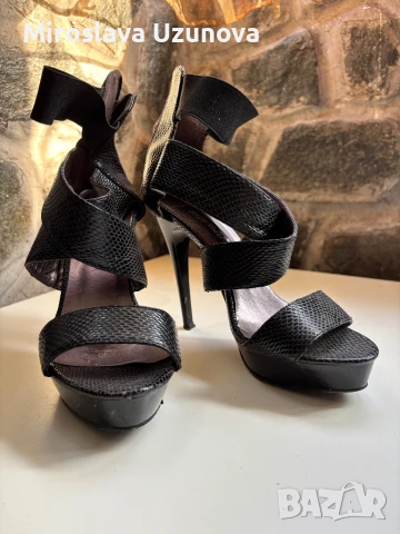 Дамски обувки на ток, снимка 2 - Дамски обувки на ток - 51247596