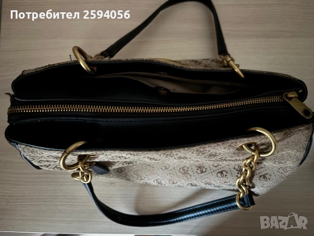 GUESS Дамска чанта, снимка 6 - Чанти - 51837680