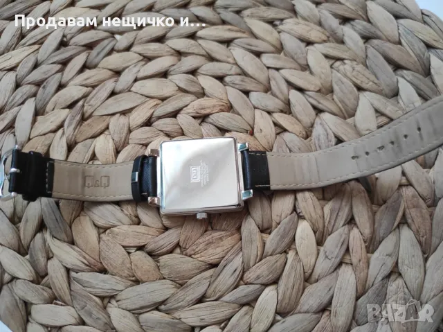 Лот от часовник и два медальона, снимка 2 - Колиета, медальони, синджири - 48916382