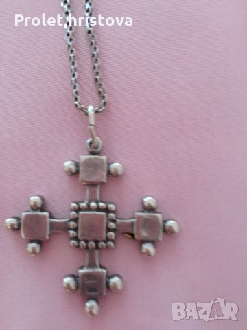 Синджир с кръст, снимка 1 - Колиета, медальони, синджири - 35532584