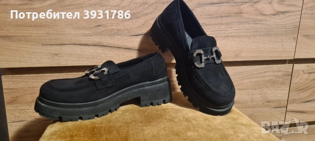 Дамски черни обувки