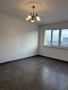 Продавам 3-стаен апартамент, снимка 1