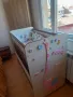 Детско бебешко легло кошара дървено люлеещ механизъм две чекмеджета, снимка 2