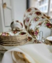 Сервиз за хранене 44 части Royal Albert Old Country Roses, снимка 5
