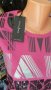 Блуза в наситено розов цвят и черна щампа с черни пайети , снимка 1 - Тениски - 28439456