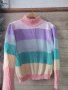 Цветен пуловер 