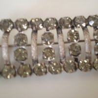 Стара Брошка кристал с сребърно покритие , снимка 2 - Антикварни и старинни предмети - 37983388