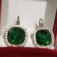 Бижутерия:К-ти със зелени кристали,тюркоаз и ачаьо., снимка 2 - Бижутерийни комплекти - 35721907