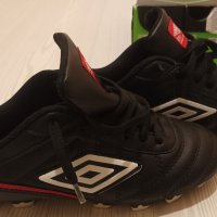 футболни обувки UMBRO 35 номер, снимка 2 - Футбол - 44033163