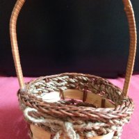 Стара плетена декоративна кошничка, снимка 1 - Антикварни и старинни предмети - 28622525