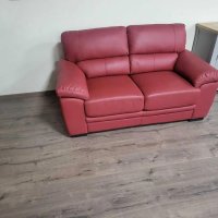 Червен кожен диван двойка, снимка 4 - Дивани и мека мебел - 43286254