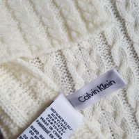 Дамски шал марка Calvin Klein, снимка 3 - Шалове - 32247290