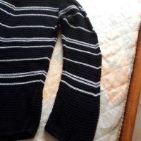 Дамски пуловер, снимка 2 - Блузи с дълъг ръкав и пуловери - 27149393