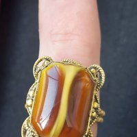 Антика / руски пръстен от соц-а с естествен кралски  кехлибар , снимка 1 - Антикварни и старинни предмети - 34629542