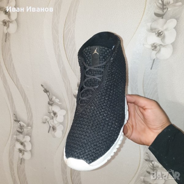 Оригинални маратонки Jordan Future Black - номер 42 ,5, снимка 1