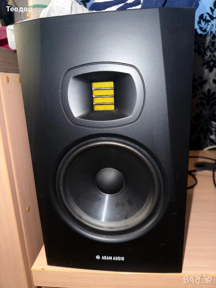 ADAM AUDIO T7V Studio Monitor (pair), снимка 1