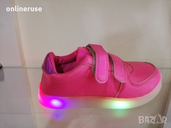 Детски маратонки светещи , снимка 1