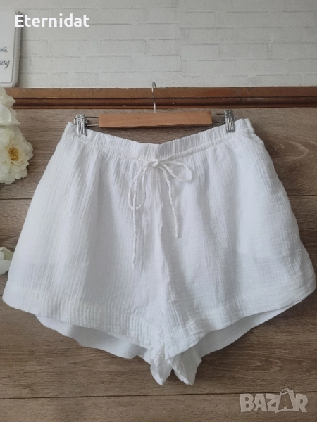 Нови къси бели панталонки H&M , снимка 1