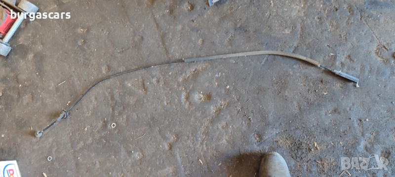 Жило преден капак VW Touran - 40лв, снимка 1