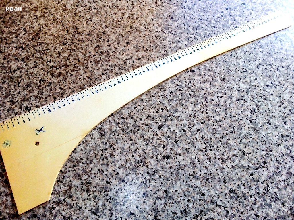 Стар шивашки линеал 70см., снимка 1