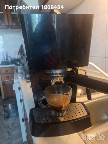 Кафе машина Гаджия еспресо с месингова ръкохватка с крема диск, работи отлично и прави хубаво кафе , снимка 1