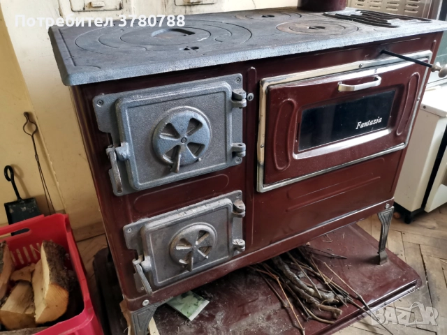 Емайлирана готварска печка на дърва