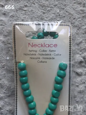 Колие 100 броя , снимка 2 - Колиета, медальони, синджири - 49691363