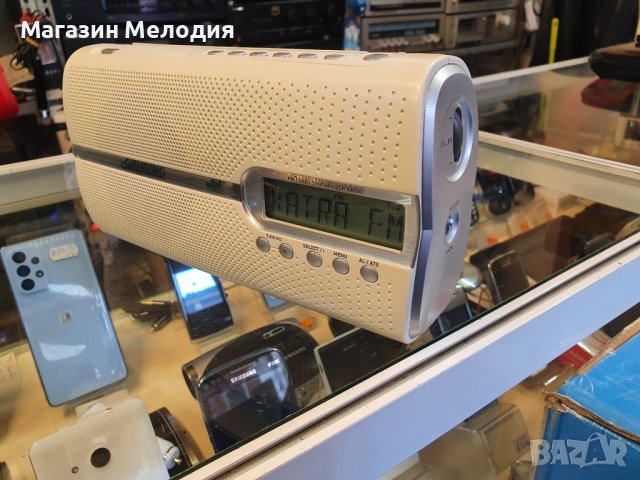 Радио Grundig Music 51 DAB+ В отлично техническо и визуално състояние., снимка 8 - Радиокасетофони, транзистори - 38549158