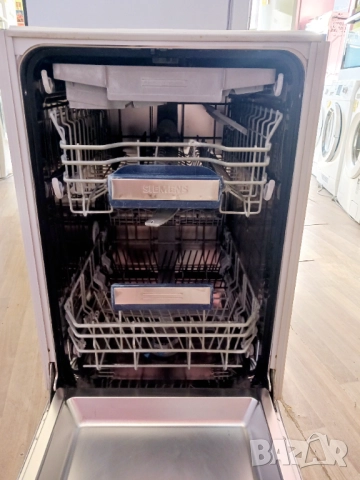 Съдомиялна за вграждане под плот  SIEMENS - 45 см, снимка 6 - Съдомиялни - 51846607