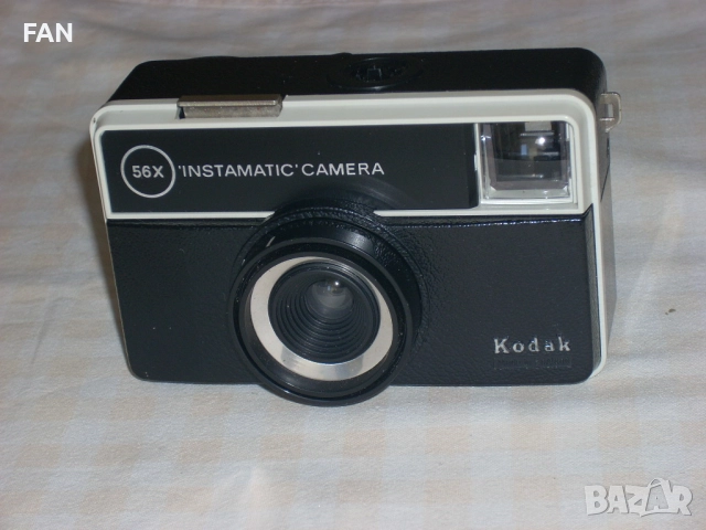 Стар колекционерски фотоапарат Кодак Kodak 56X INSTAMATIC CAMERA от 70-те години на 20-ти век, снимка 5 - Антикварни и старинни предмети - 51785334
