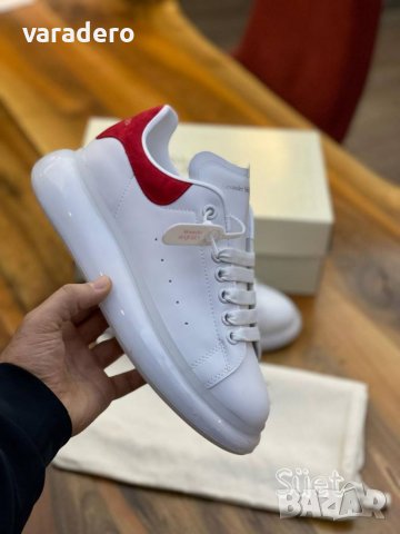 Дамски маратонки с кутия и плик висок клас Alexander Mcqueen , снимка 5 - Маратонки - 39922193