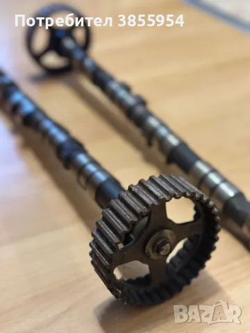 Разпределителни валове Honda CrV