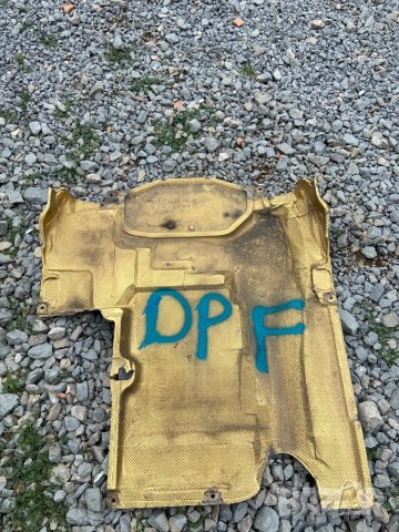 Кора под скоростна кутия мерцедес ц класа w203 евро 4 дпф катализатор след 2004 , снимка 1