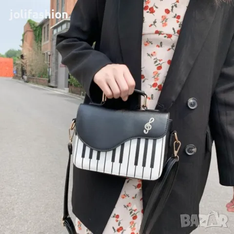 Дамски чанти, снимка 15 - Чанти - 28435694