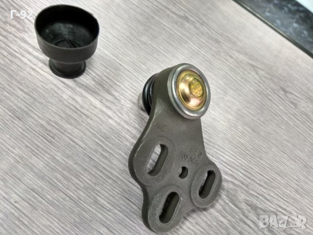 8A0407366**NEU**AUDI***Шарнир, преден мост десен (долен), снимка 3 - Части - 32373510