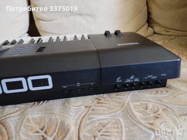 Професионален клавир Ямаха, снимка 3 - Синтезатори - 48932726